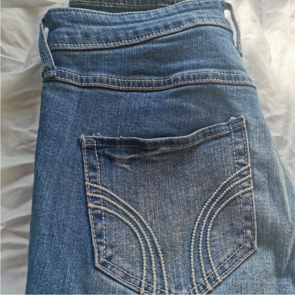 Hollister Light Blue Skinny Jeans - Picture 6 of 8